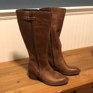 Born Woman’s Tall Boot